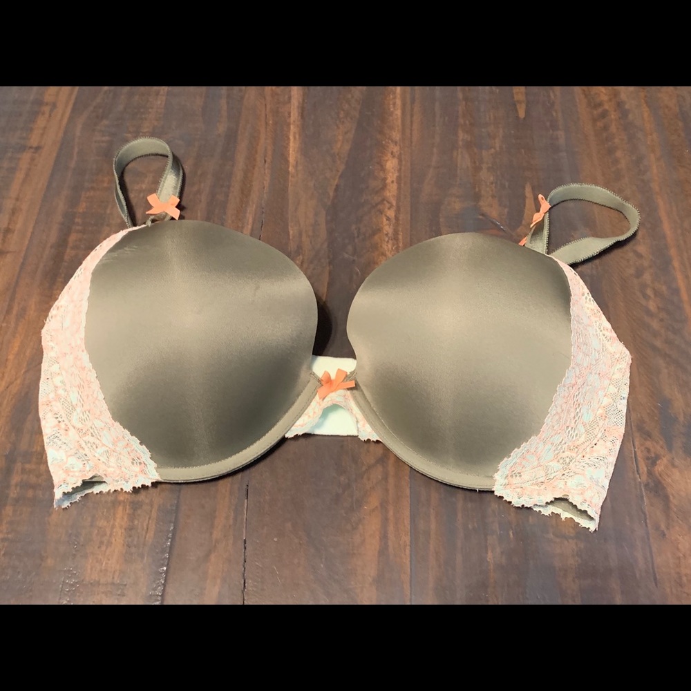Victoria’s Secret Dream Angels push up